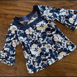 Tommy Hilfiger Blue White Floral Swing Top Medium